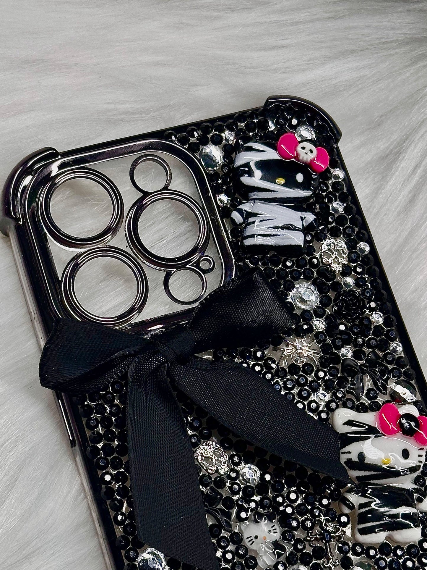 Spooky Kitty Junk Case