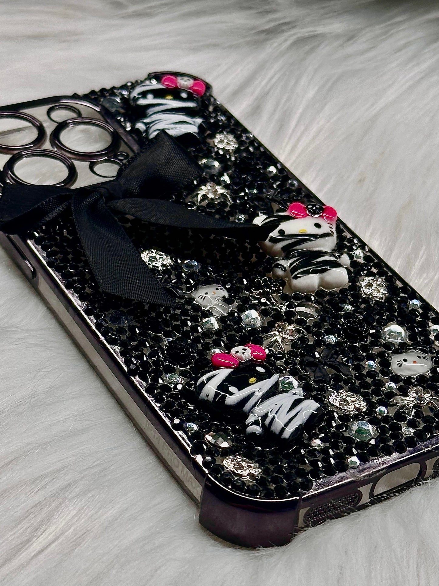 Spooky Kitty Junk Case